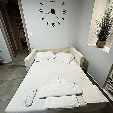 Apartment Petra Phos