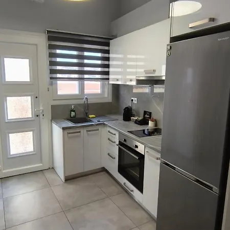 Petra Phos Lejlighed *