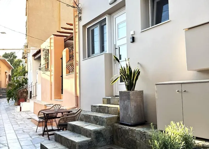 Petra Phos * Ermoupoli